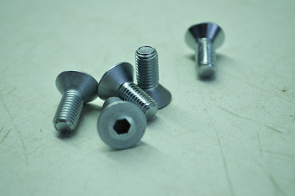 OEM Harley-Davidson 2008 Screw Qty 5 NOS