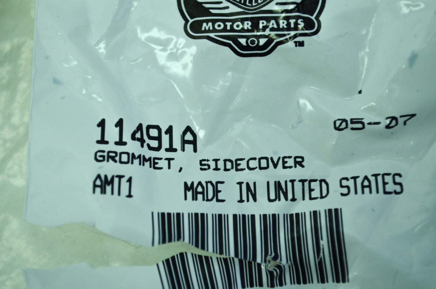 OEM Harley-Davidson 11491A Side Cover Grommet Qty 7 NOS