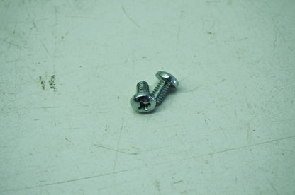 OEM Harley-Davidson 2585 Screw Qty 2 NOS