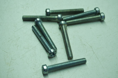 OEM Harley-Davidson 1316W Screw Qty 8 NOS
