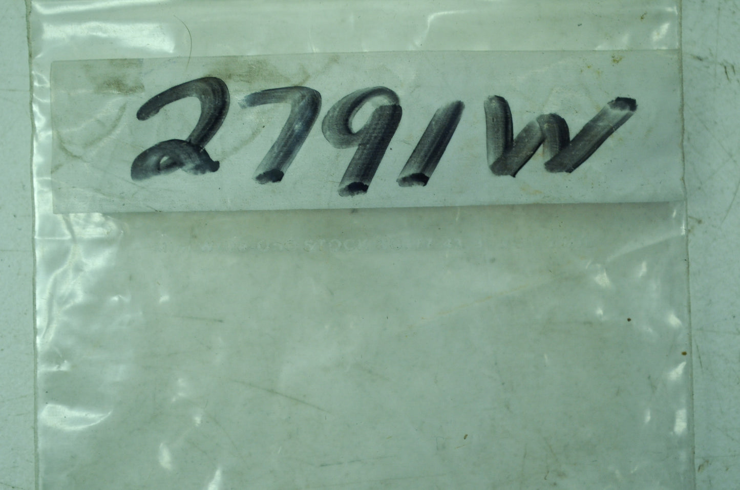 Round Head Screws Qty 6 NOS