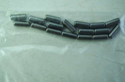 OEM Harley-Davidson 9161 Roller Qty 17 NOS