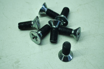 Pozidrive Screws Qty 7 NOS