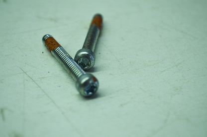 OEM Harley-Davidson 11740 Screw Qty 2 NOS