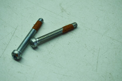 OEM Harley-Davidson 11740 Screw Qty 2 NOS