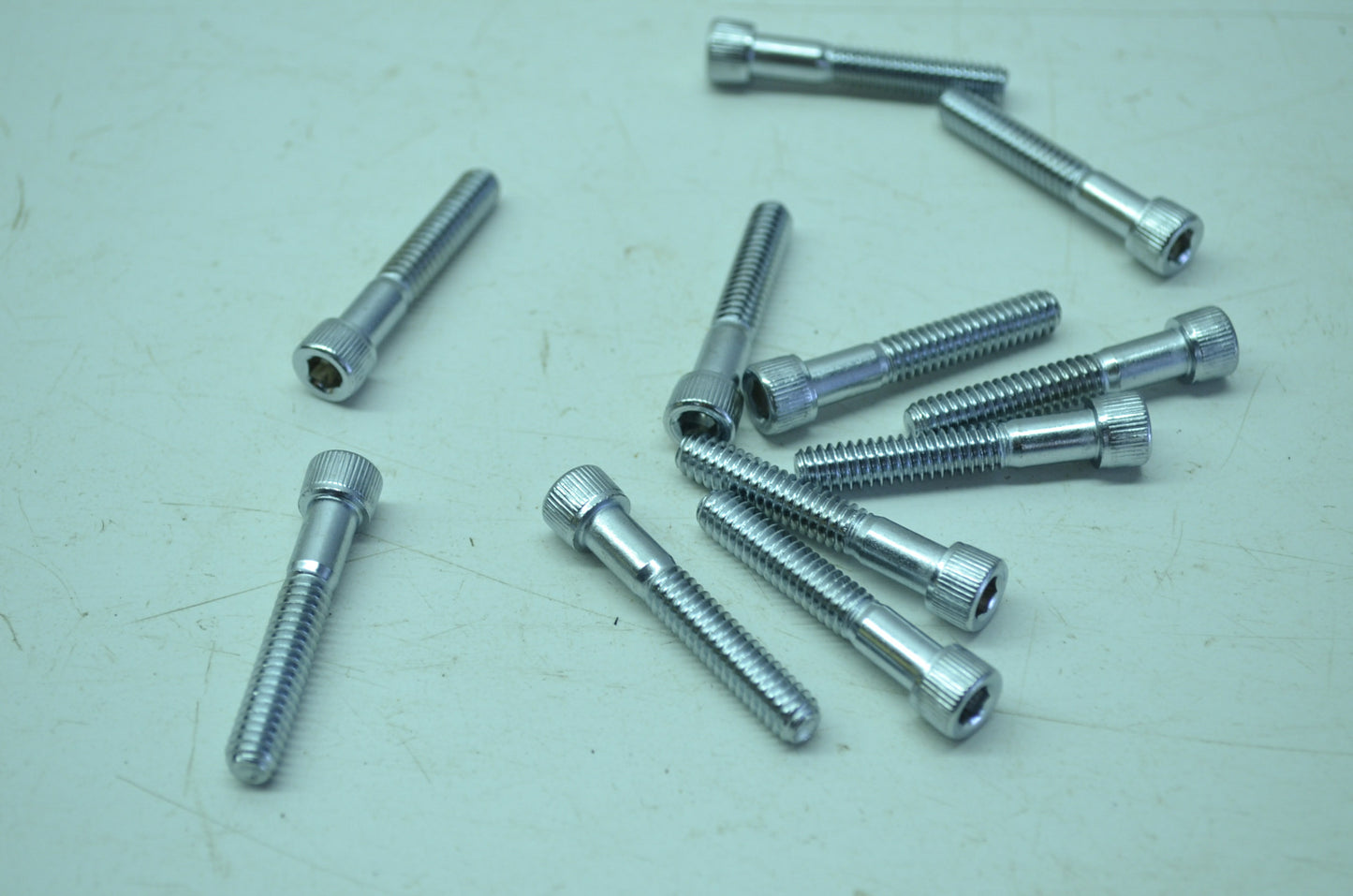 OEM Harley-Davidson 812 Chrome Screw Qty 10 NOS
