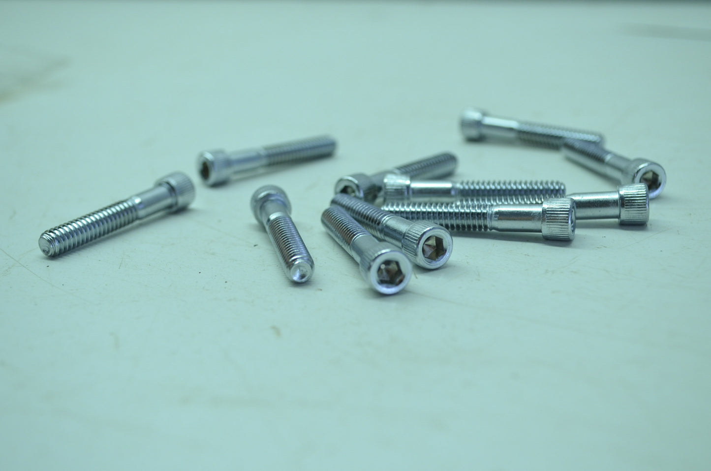 OEM Harley-Davidson 812 Chrome Screw Qty 10 NOS