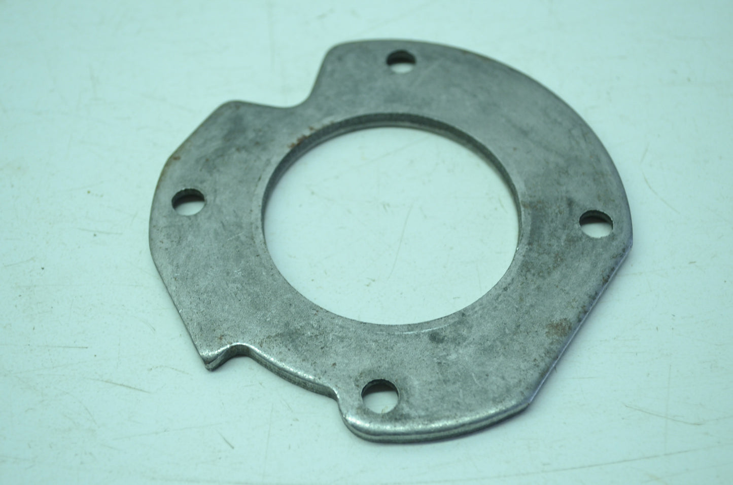 Retaining Plate NOS