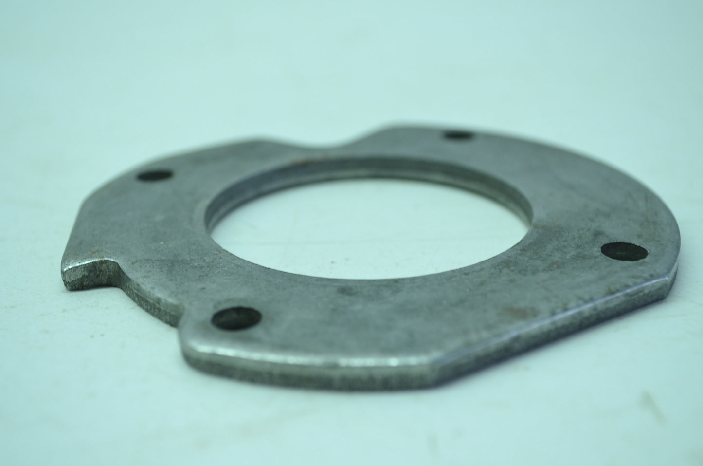 Retaining Plate NOS