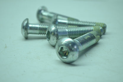 OEM Harley-Davidson 3820 Torx Recess Button Head Screw Qty 5 NOS