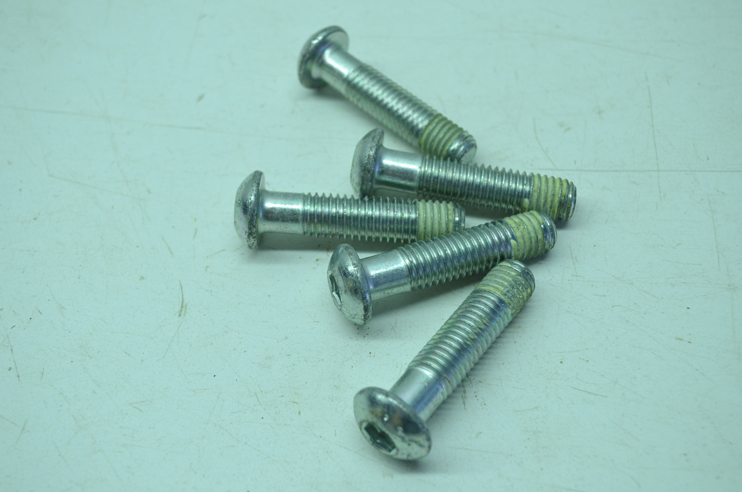 OEM Harley-Davidson 3820 Torx Recess Button Head Screw Qty 5 NOS