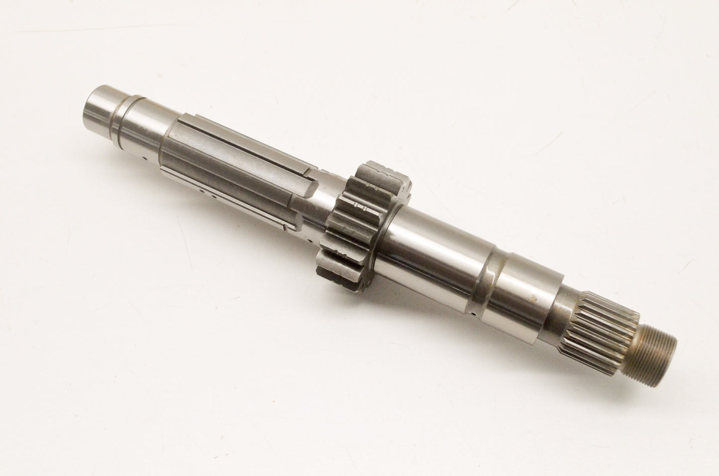 New OEM Yamaha 5PX-17411-A0-00 Transmission Main Axle NOS