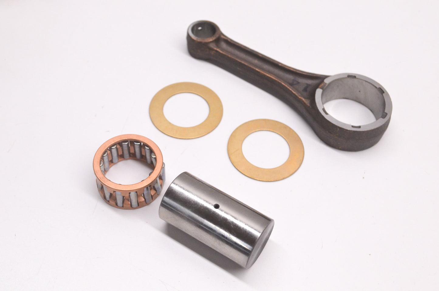 New OEM Kawasaki 13044-5026 Connecting Rod Kit NOS