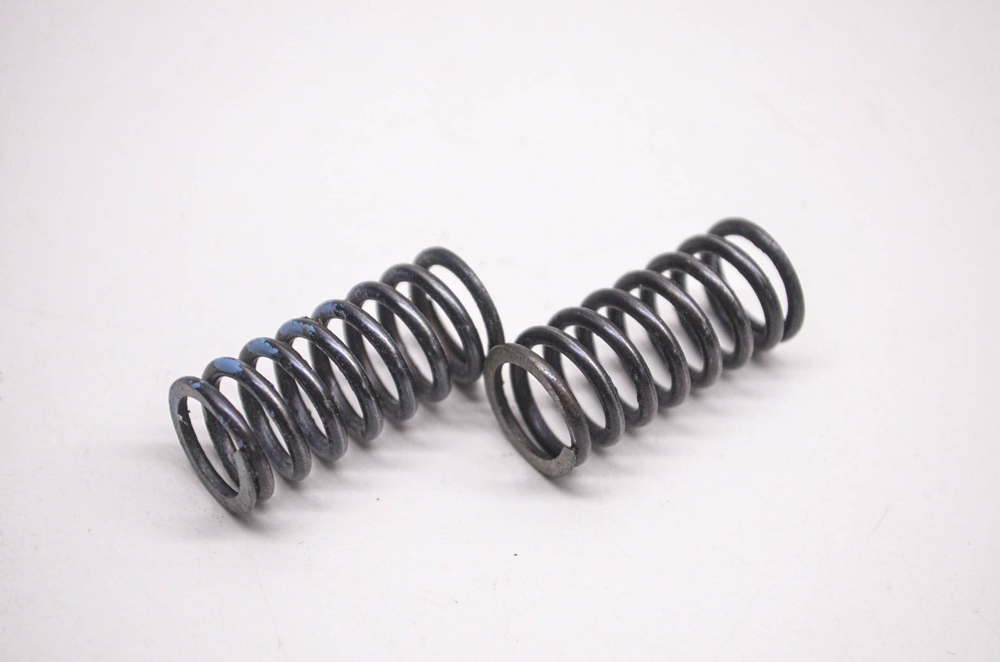 New OEM Kawasaki 92081-1637 Spring Qty 2 NOS