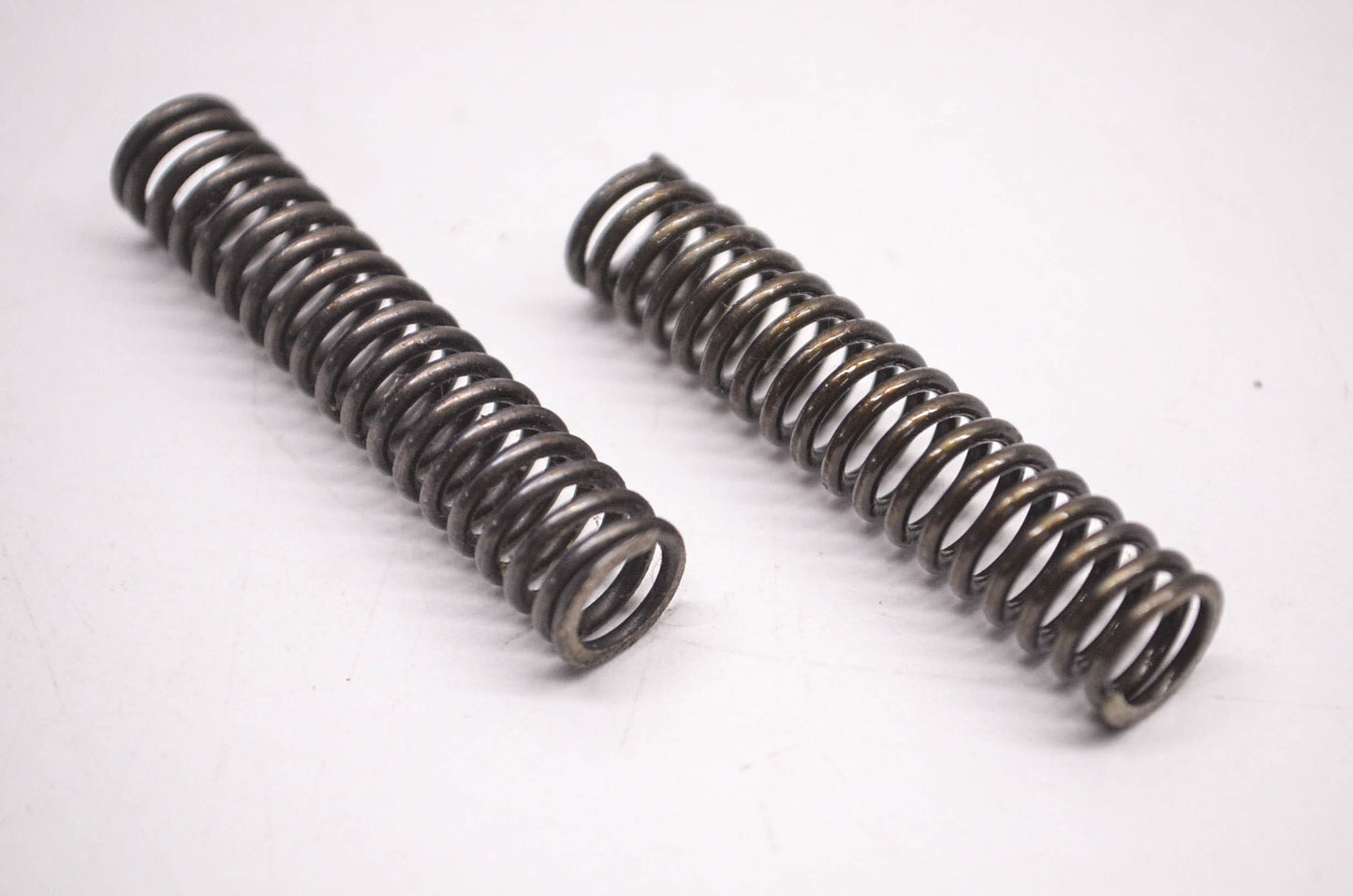New OEM Kawasaki 92081-1302 Cam Chain Tensioner Spring Qty 2 NOS