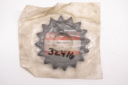 New OEM Suzuki 27511-37200 Engine Sprocket NOS