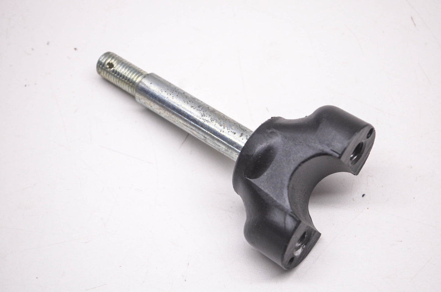 New OEM Kawasaki 46012-010 Lower Handlebar Holder NOS
