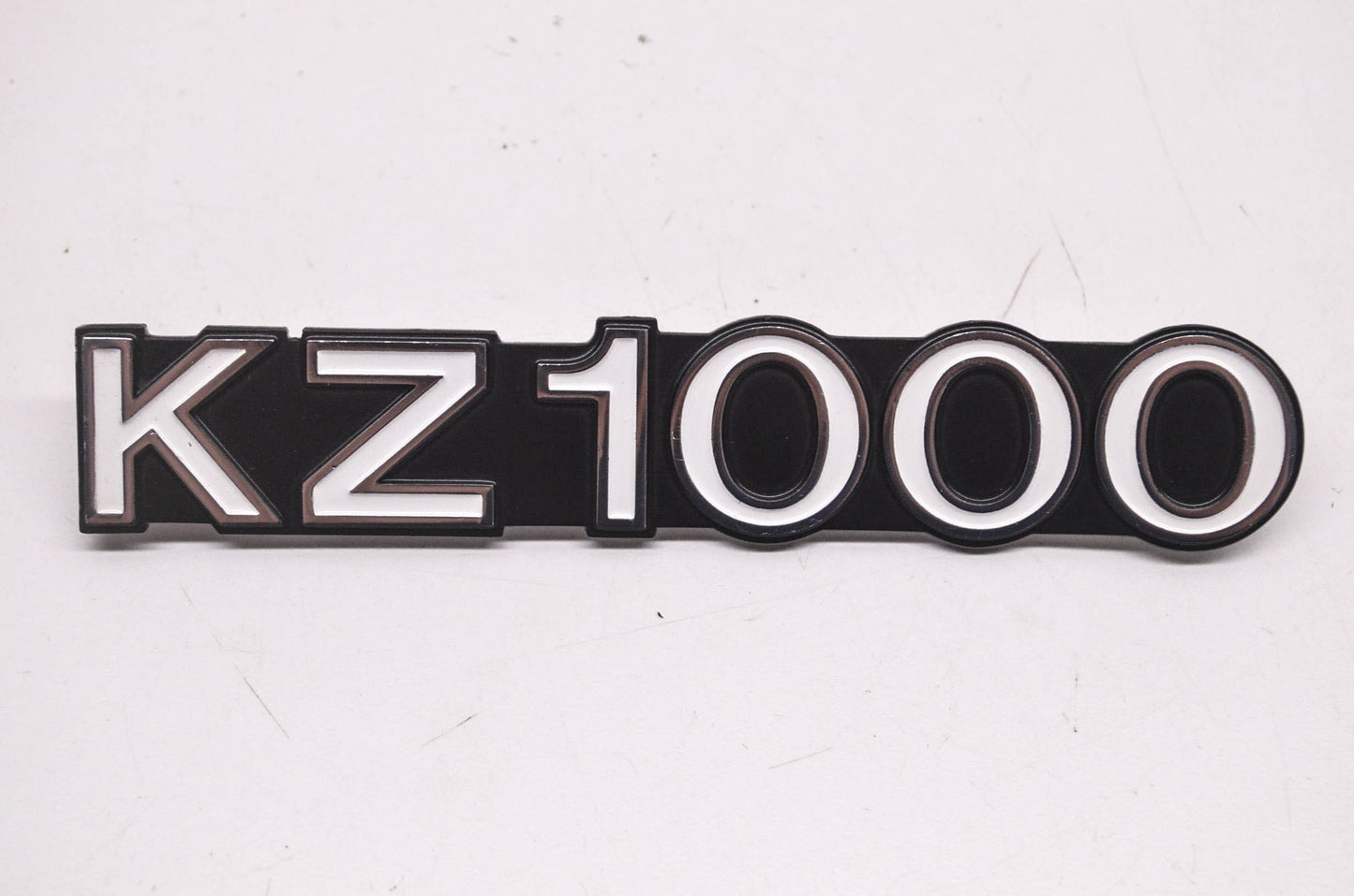 New OEM Kawasaki 56018-1146 KZ1000 Side Cover Emblem NOS
