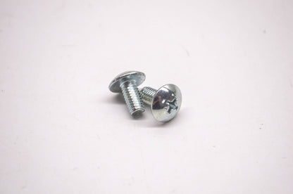 New OEM Kawasaki 92009-1186 Seat Cover Screws Qty 2 NOS