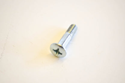 New OEM Kawasaki 92009-1607 Screw NOS
