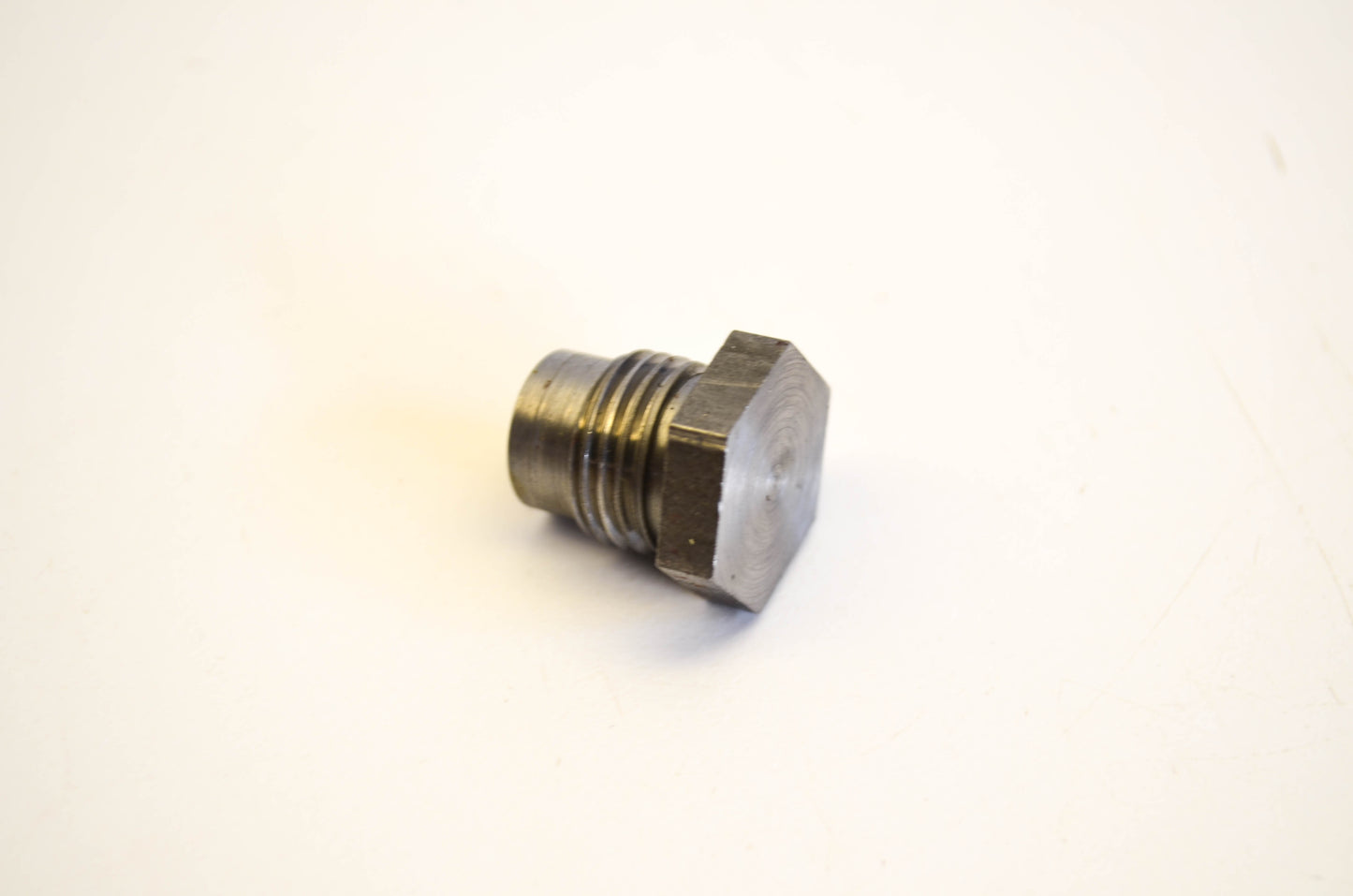 New OEM Kawasaki 92003-095 Oil Pan Pump Bolt NOS