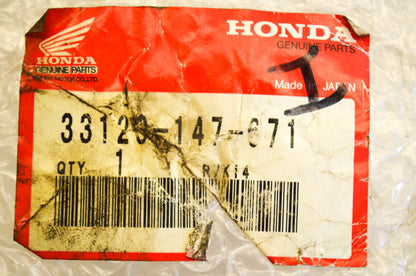 New OEM Honda 33120-147-671 Headlight NOS