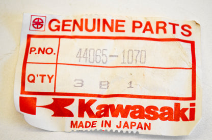 New OEM Kawasaki 44065-1070 Front Fork Bushing NOS