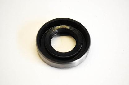 New OEM Arctic Cat 3000-789, 312200-4232-00 Oil Seal NOS