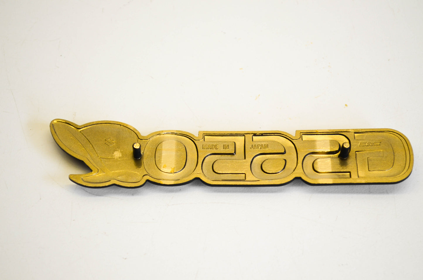 New OEM Suzuki 68131-34410 Side Cover Emblem NOS