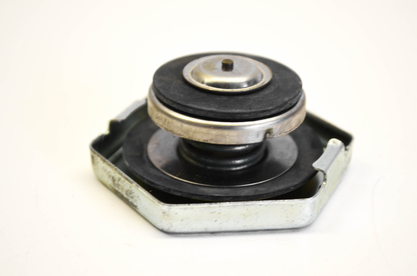Parts Plus P7616, 10231 Radiator Cap NOS