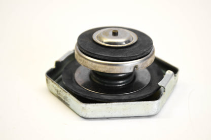 Parts Plus P7616, 10231 Radiator Cap NOS