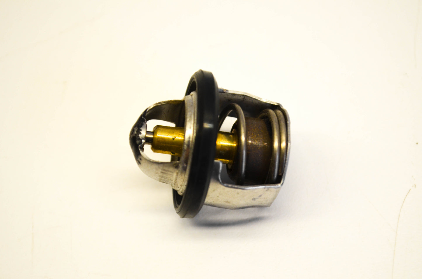 New OEM Suzuki 3413-015 Thermostat NOS