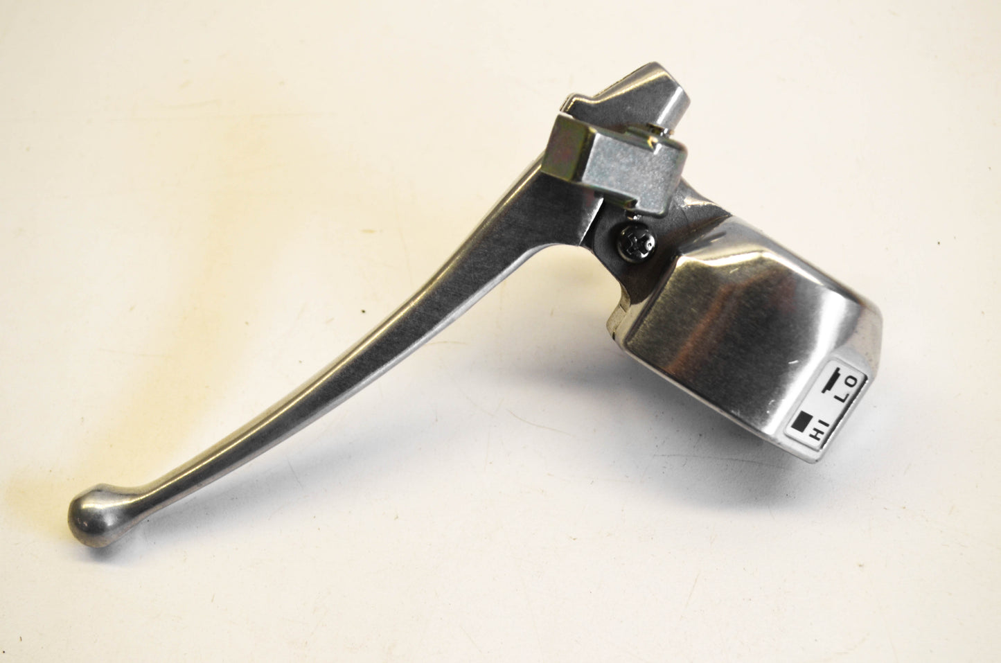 New OEM Yamaha 8E3-W8291-01 Left Lever Holder Assembly NOS