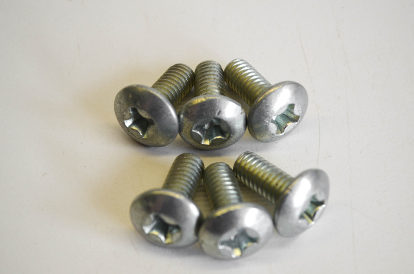 New OEM Arctic Cat 8007-670 Machine Screws Qty 6 NOS