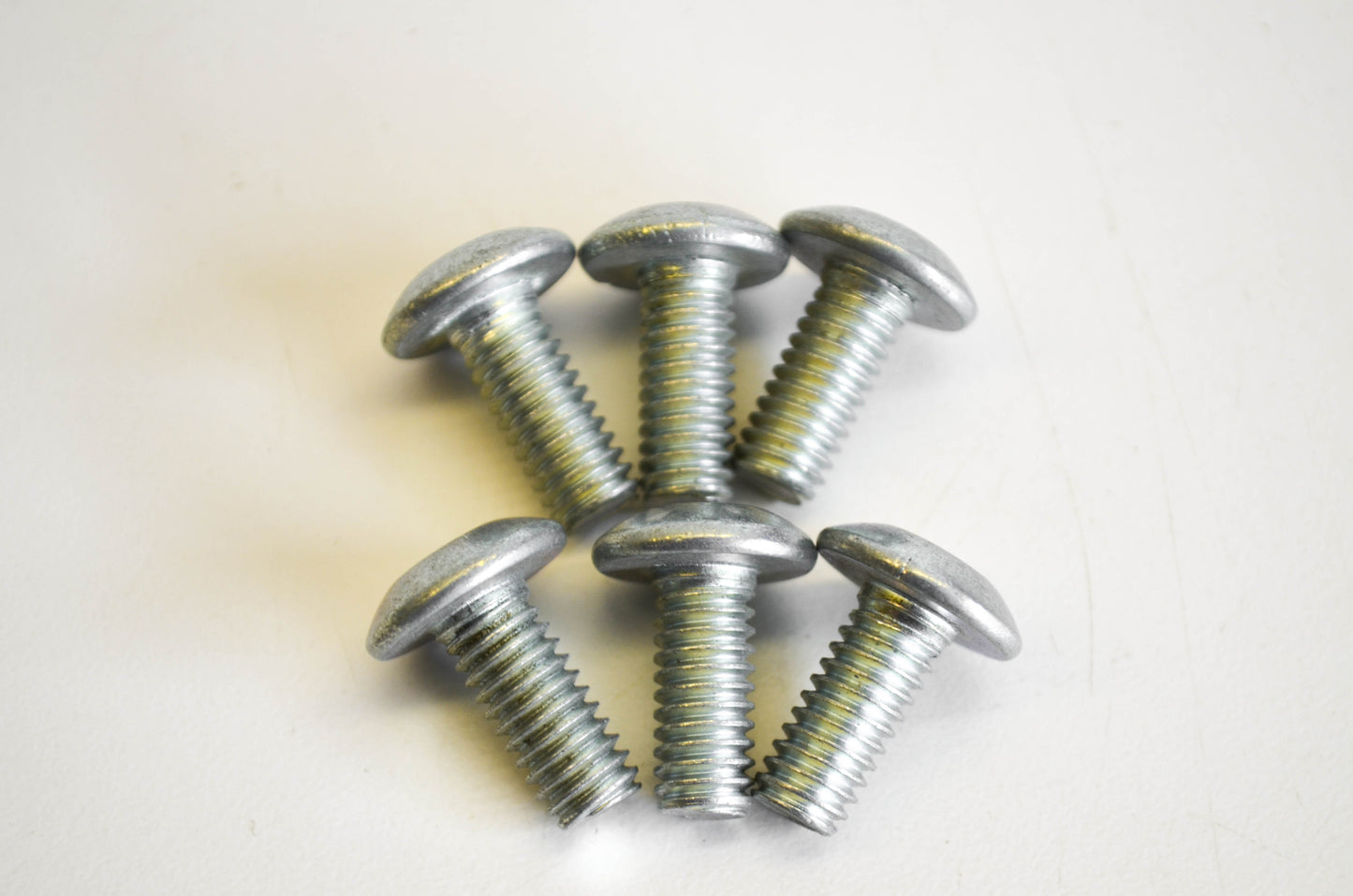 New OEM Arctic Cat 8007-670 Machine Screws Qty 6 NOS