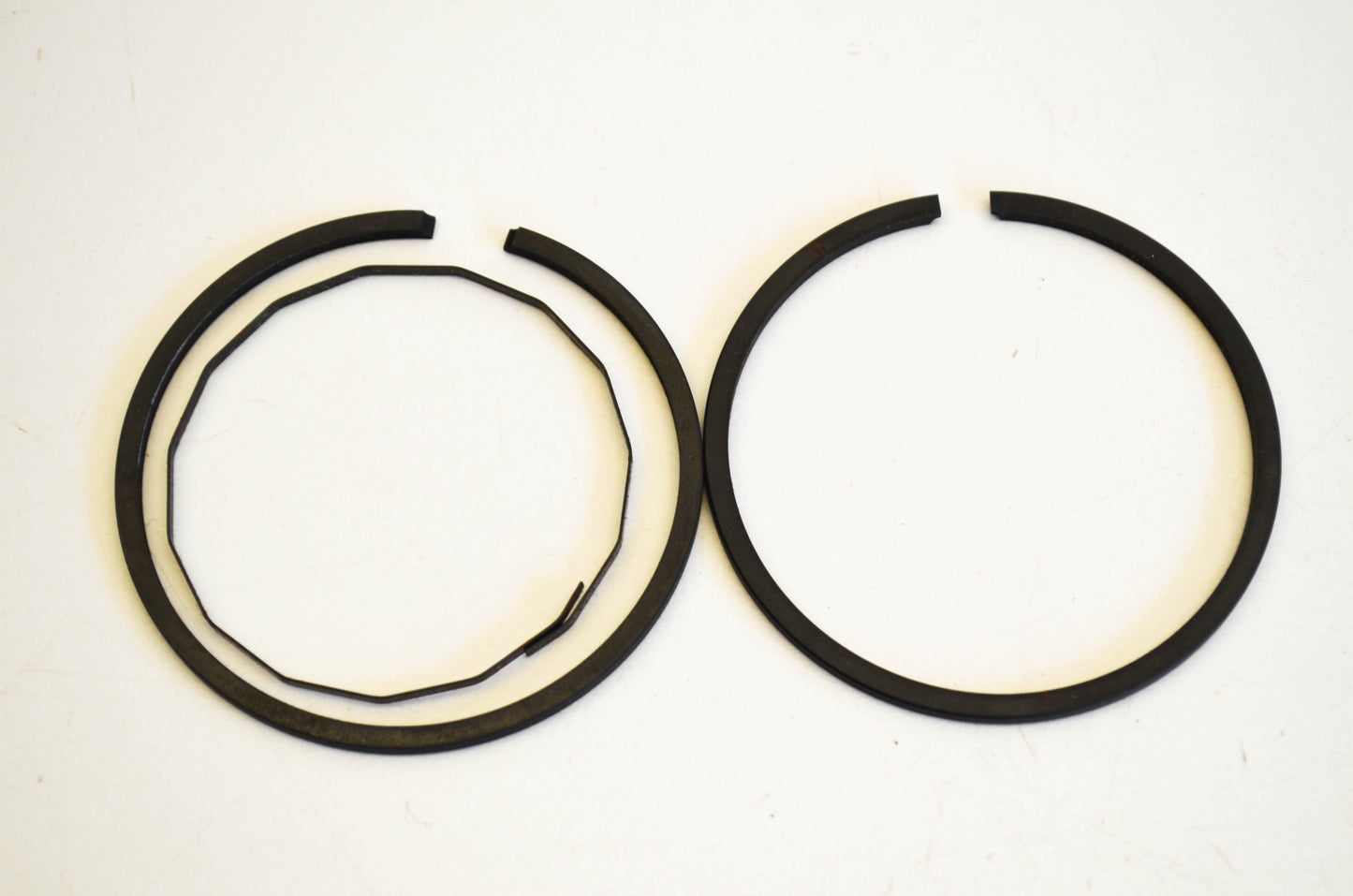 New OEM Kawasaki 3000-310 Piston Ring Kit NOS