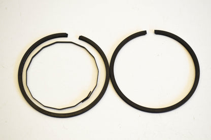New OEM Kawasaki 3000-310 Piston Ring Kit NOS