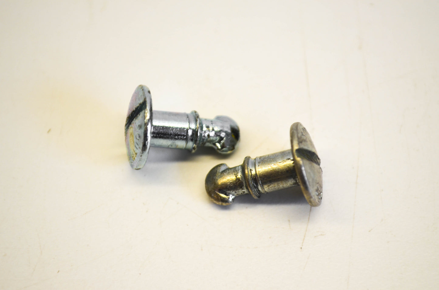 New OEM Arctic Cat 0123-212 Turn Fastener Qty 2 NOS