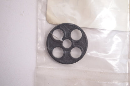 OEM Yamaha 3H3-24523-00-00 Valve NOS