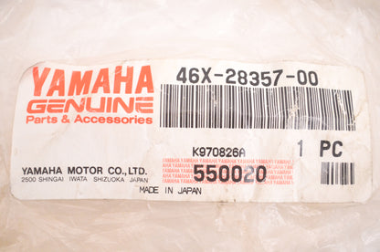 New OEM Yamaha 46X-28357-00-00 Cowling Stay Bracket Mount Stay 2 NOS