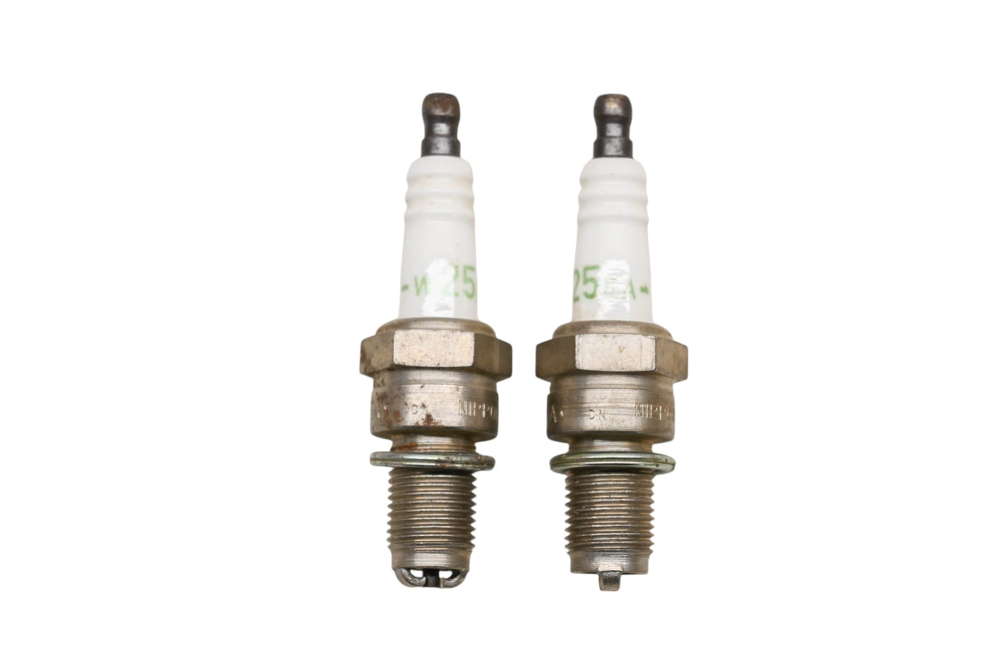 Nippon Denso W25EA Spark Plugs Qty 2 NOS