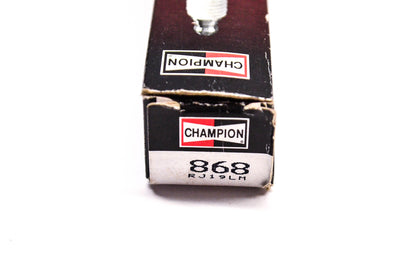 Champion RJ19LM, 868 Spark Plug NOS