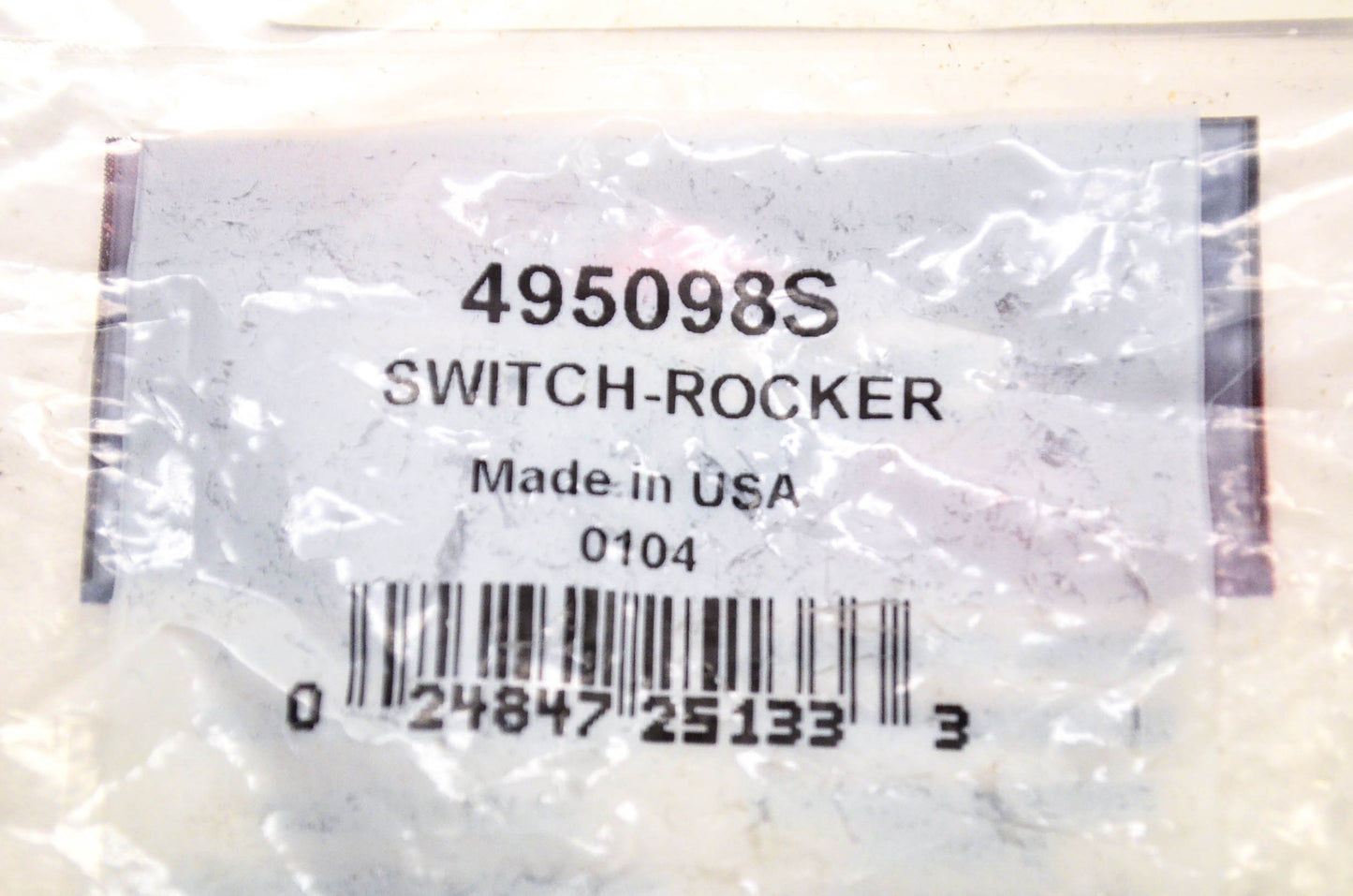 New OEM Briggs & Stratton 495098S Rocker Switch NOS