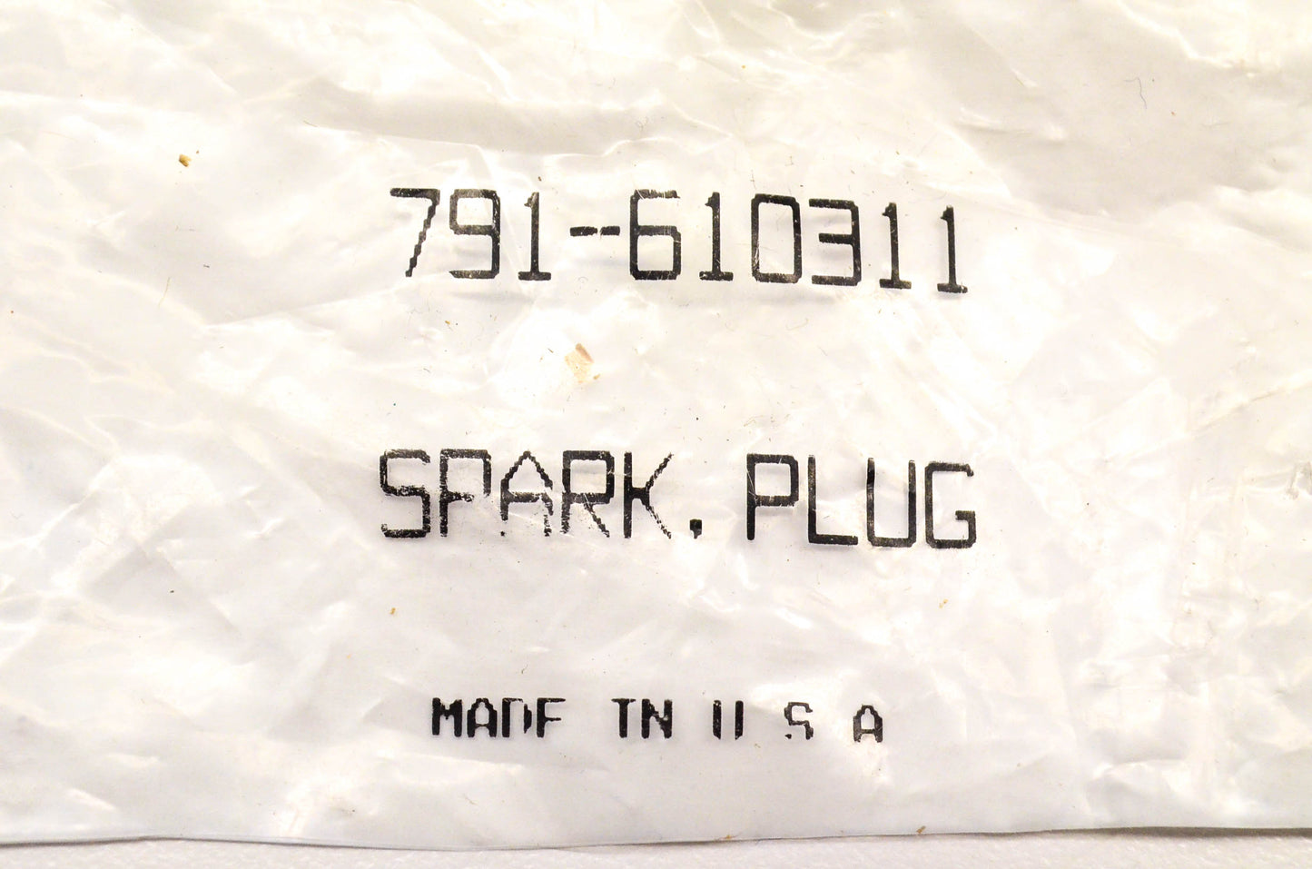 Champion 791-610311, RDJ7Y Spark Plug NOS