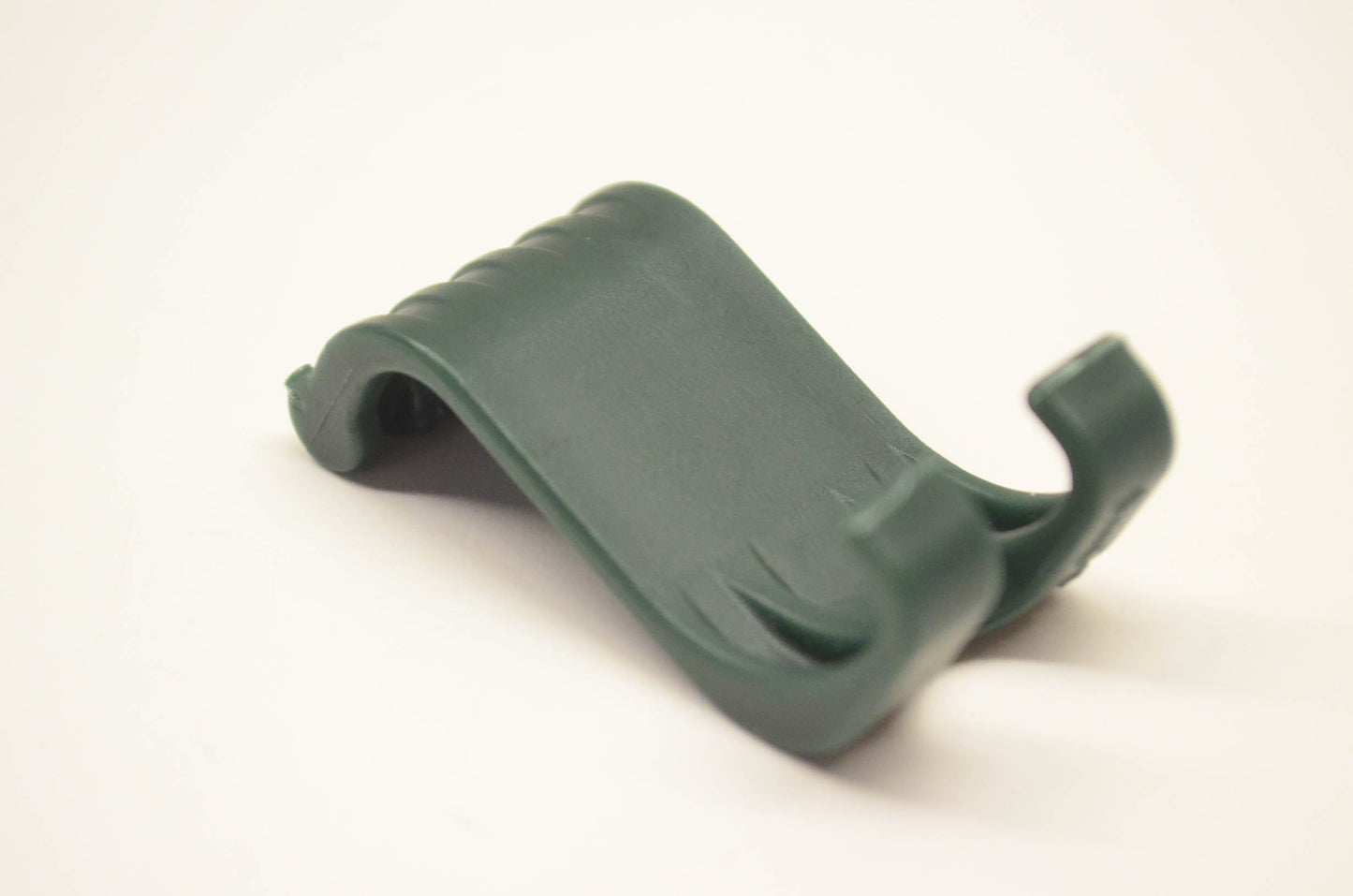Rubbermaid 5A12 7 Big Max Shed Clip NOS