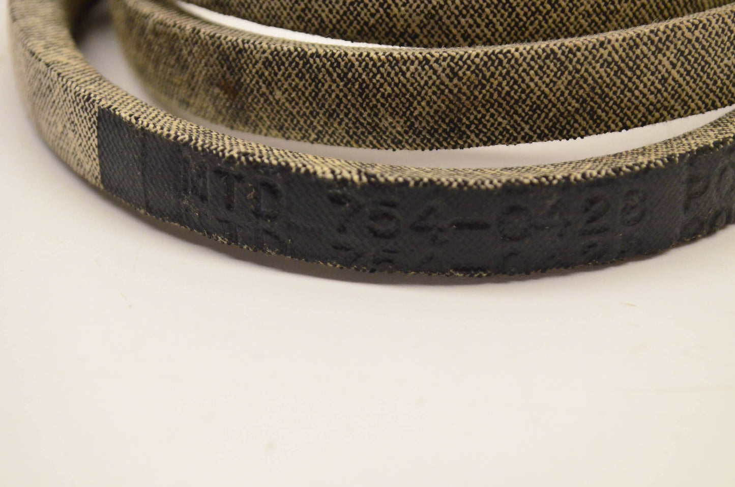 MTD 754-0428 Belt Replaces 754-0116 754-0207 754-0428 7-4H420 NOS