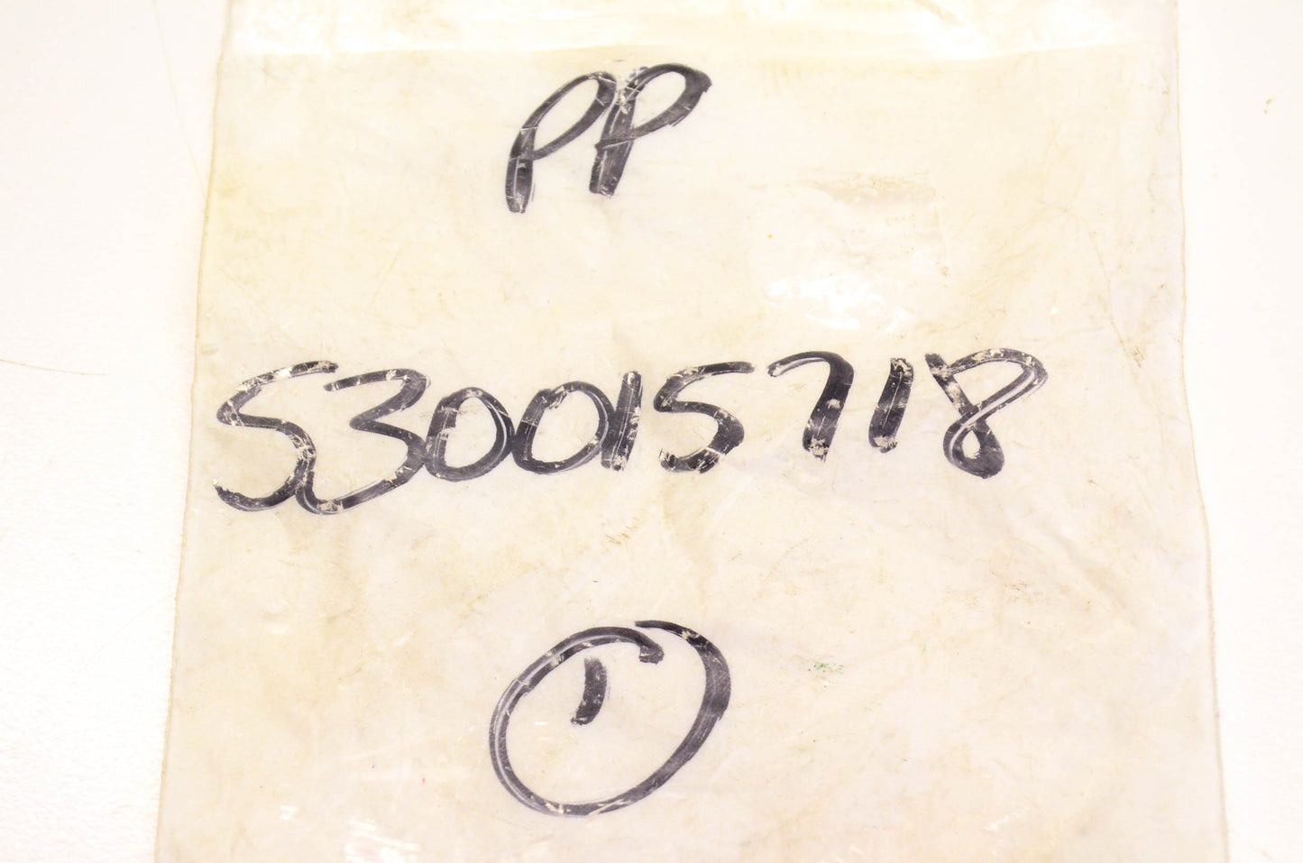 New OEM Husqvarna 530015718, 530 01 57-18 Hex Screw 1/4-20x2-15/16 NOS