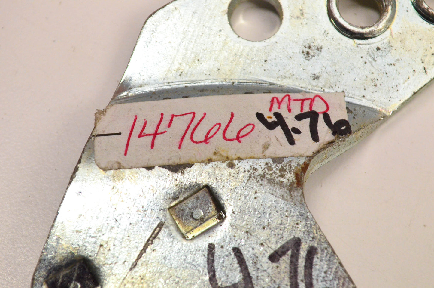 MTD 14766 Pivot Bar LH Left NOS