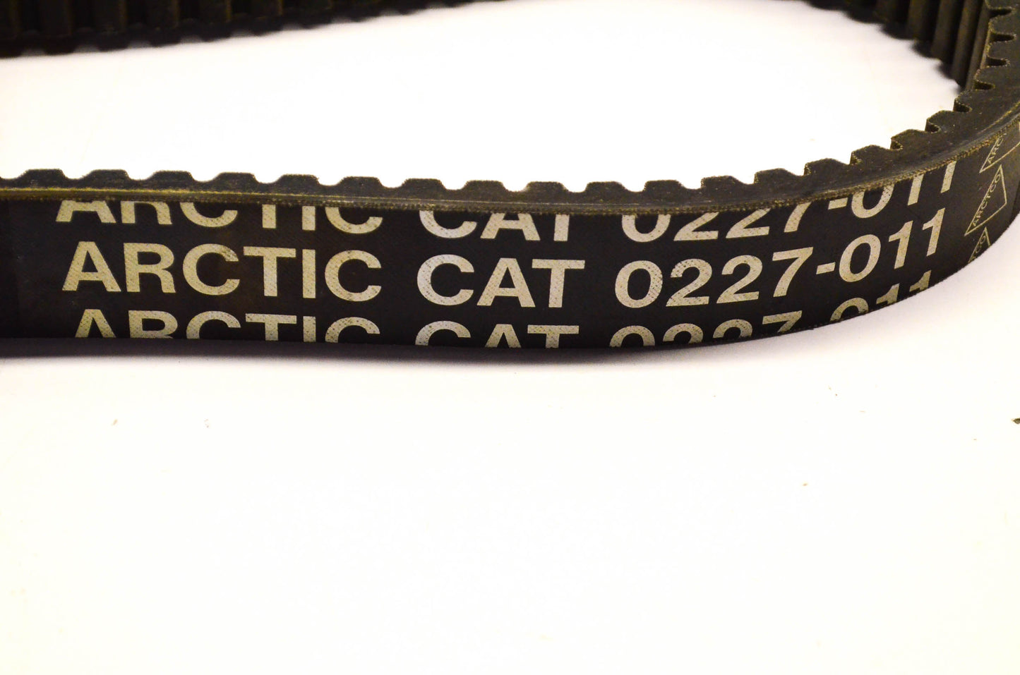 New OEM Arctic Cat 0227-020 Drive Belt NOS