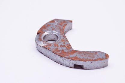 MTD 748-0381 Pawl Right Hand NOS